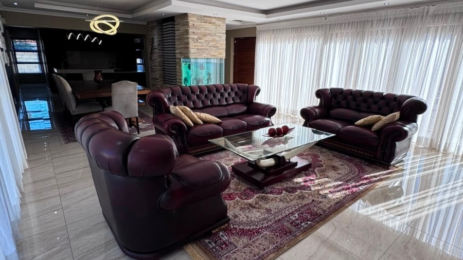 5 Bedroom Property for Sale in Overbaakens Eastern Cape